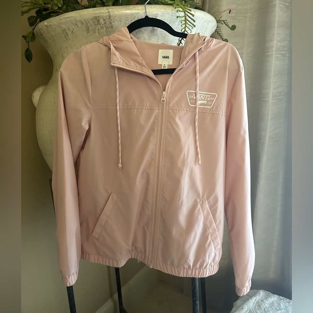 Van’s  Windbreaker